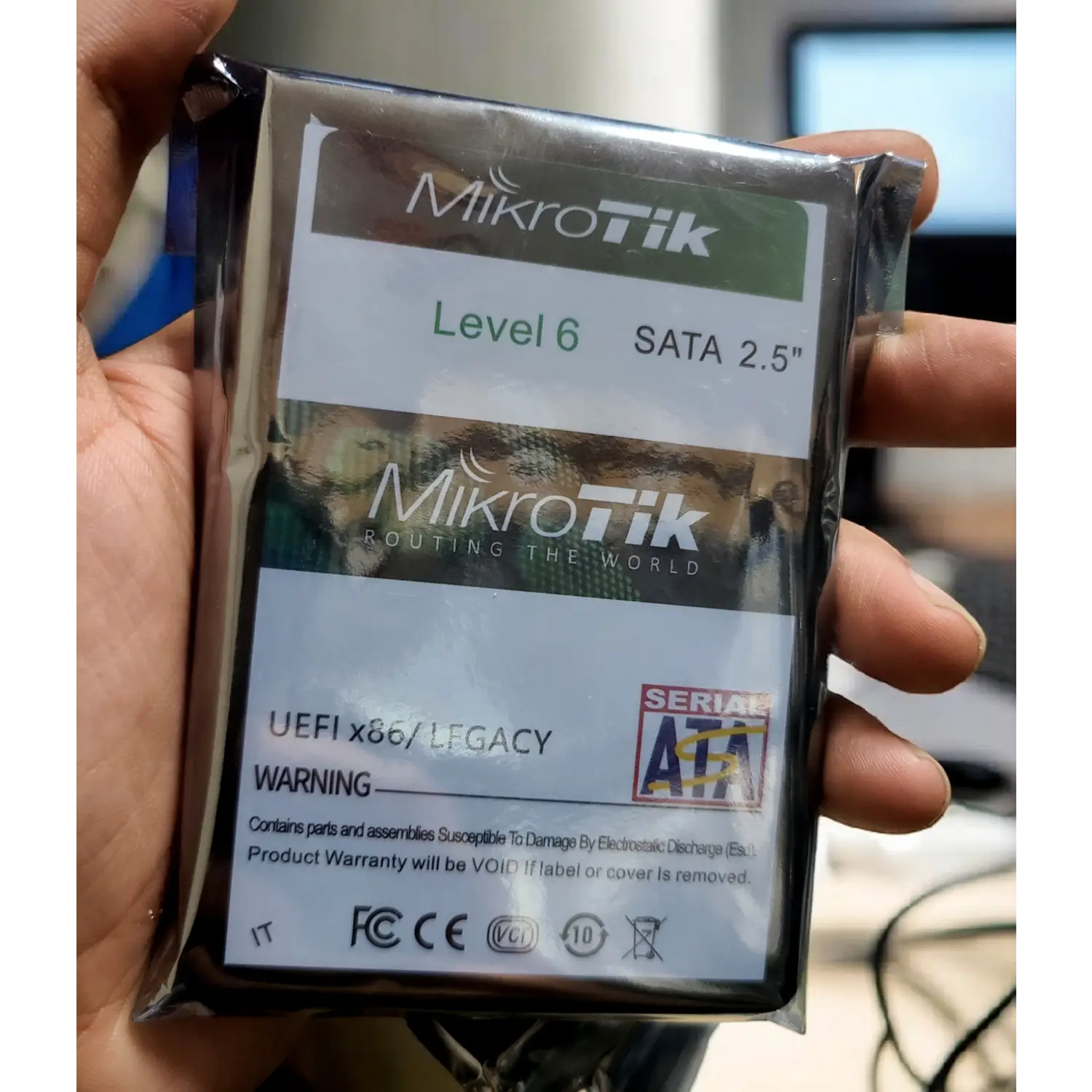 MikroTik RouterOS Level 6 License (1)