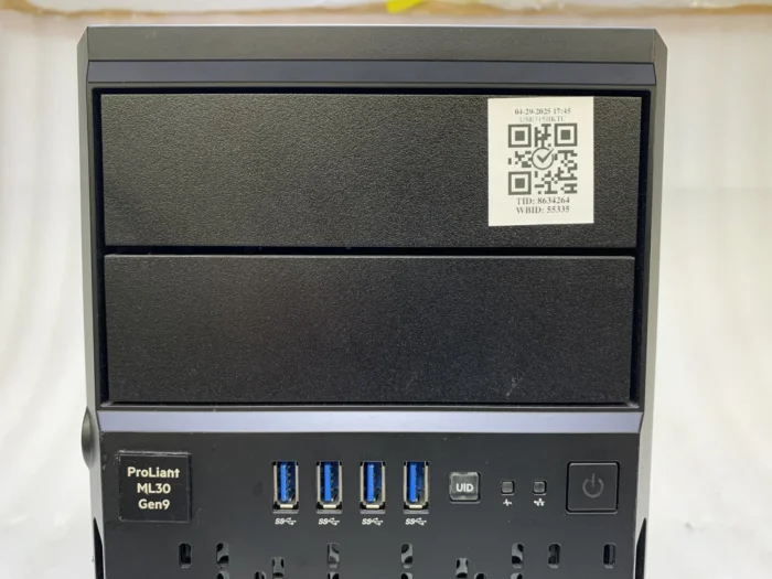 HP ProLiant ML30 Gen9 Intel Xeon E3-1220 v5 3GHz 32GB RAM 3TB SSD NO OS Fair