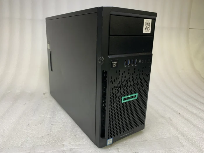 HP ProLiant ML30 Gen9 Intel Xeon E3-1220 v5 3GHz 32GB RAM 3TB SSD NO OS Fair
