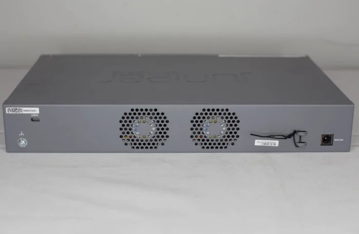 Juniper SRX320-POE SRX 320 8xGE 2xSFP POE Router Gateway Firewall w/ VDSL2-A