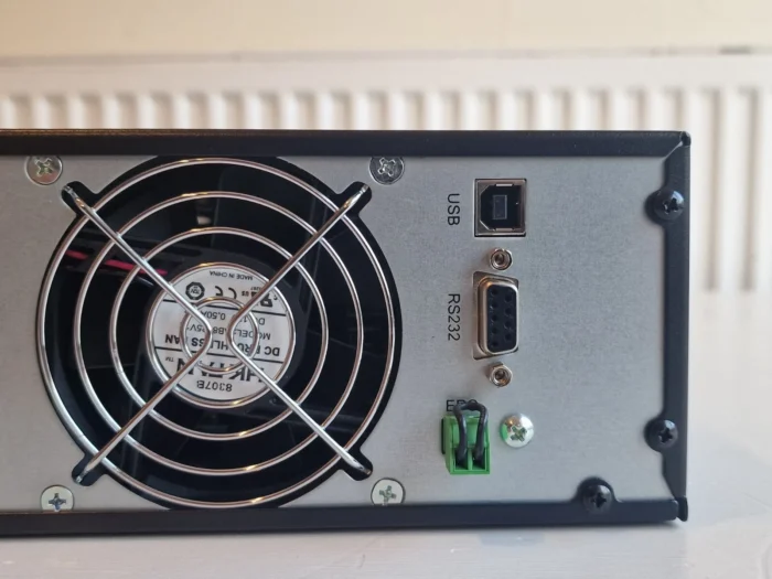 APC Smart-UPS X 1500VA Rack/Tower LCD 120V